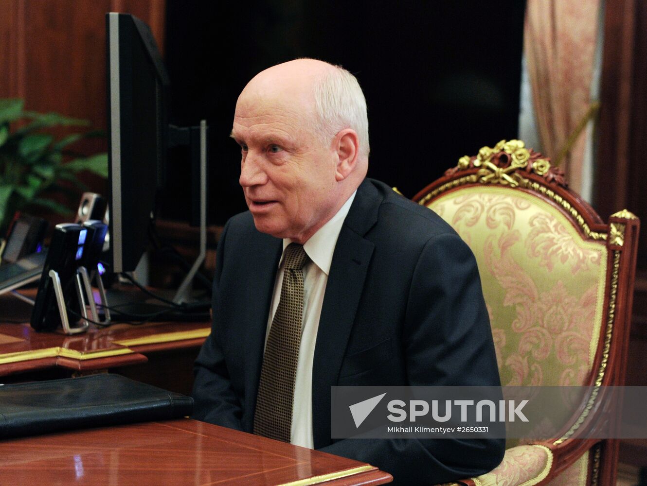 Vladimir Putin meets with CIS Executive Secretary Sergei Lebedev