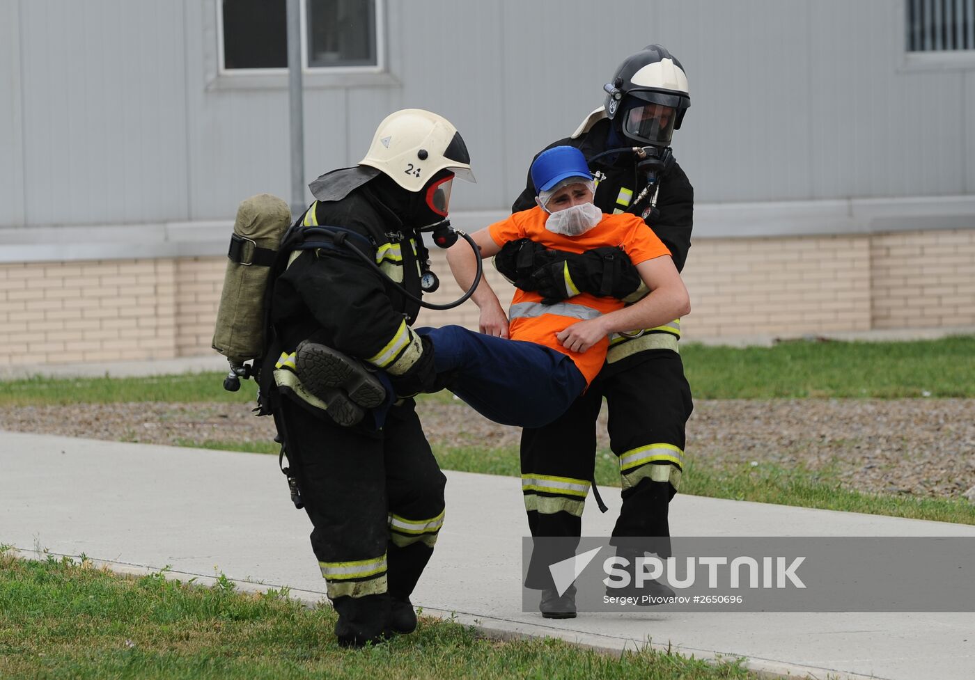 Russian Emergency Ministry's drills on Coca-Cola plant