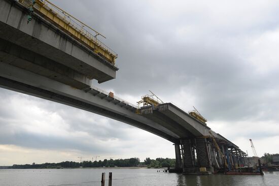 Rebuilding the Voroshilov Bridge in Rostov-on-Don