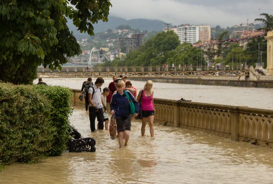 Sochi hit by flooding