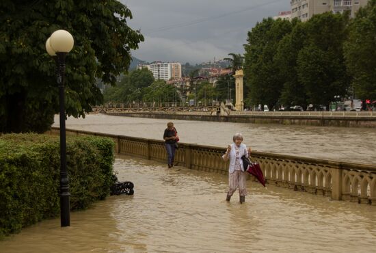Sochi hit by flooding