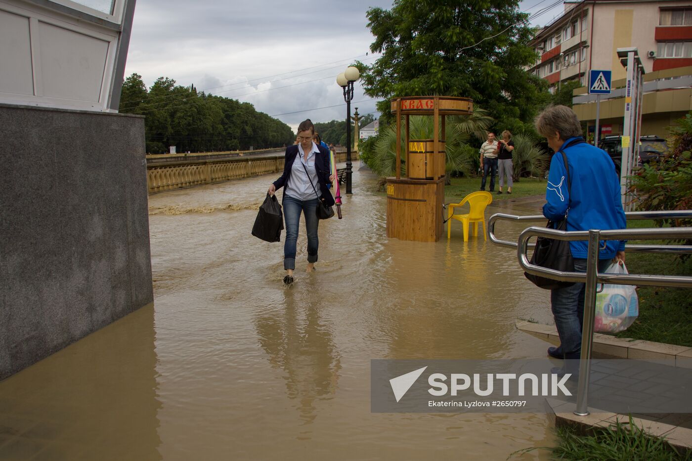 Sochi hit by flooding