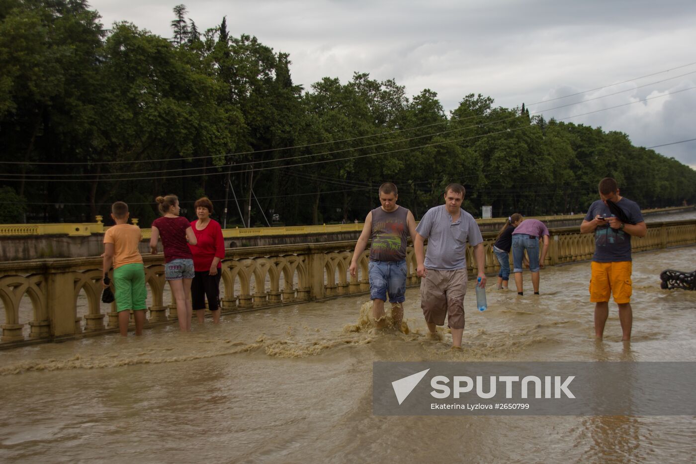 Sochi hit by flooding