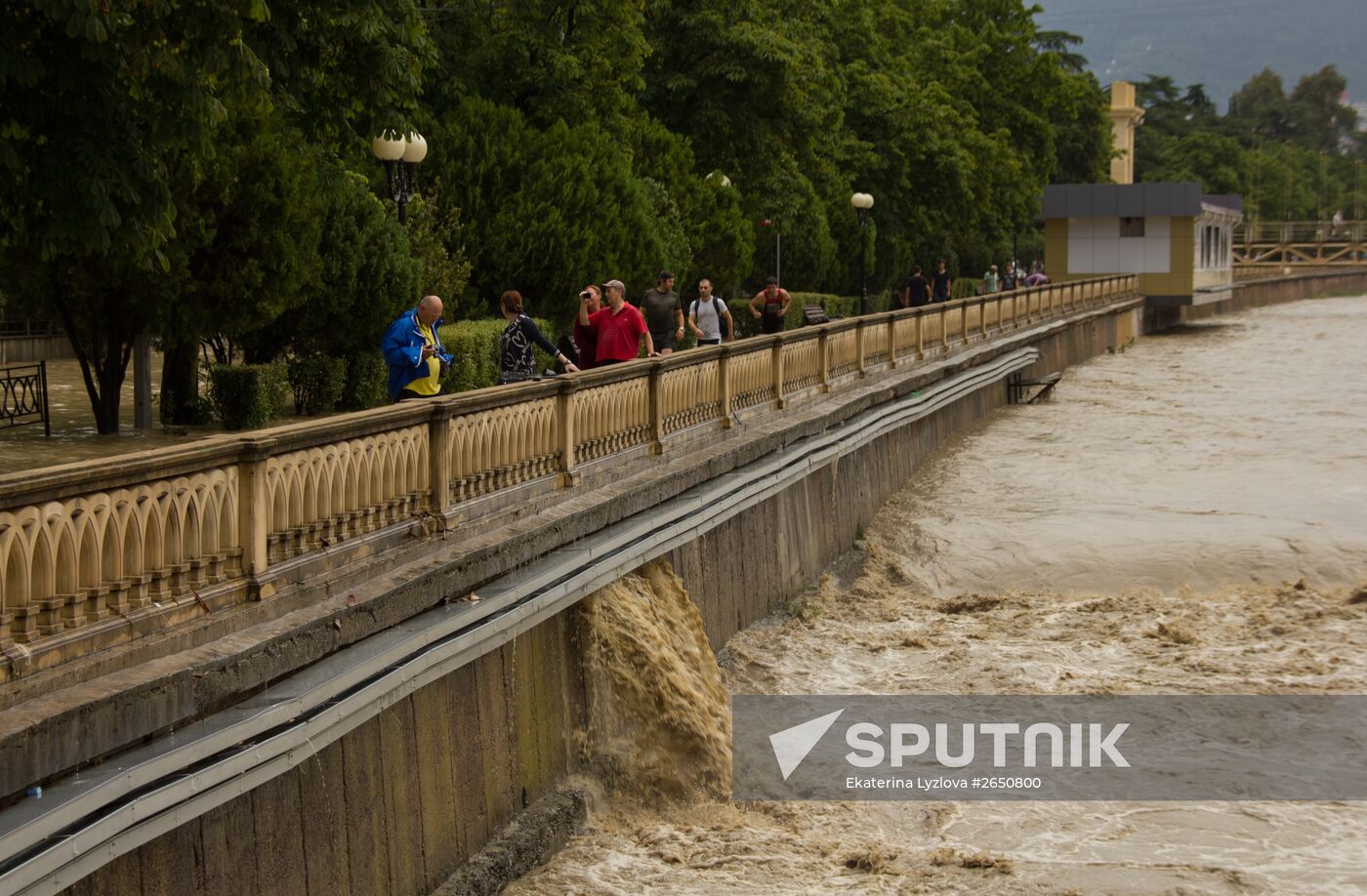 Sochi hit by flooding