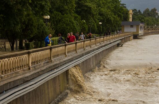 Sochi hit by flooding