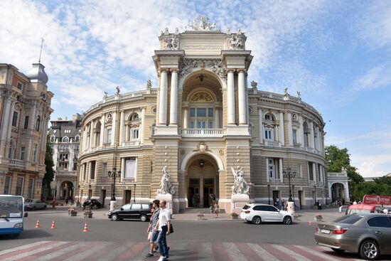 Cities of the world. Odessa