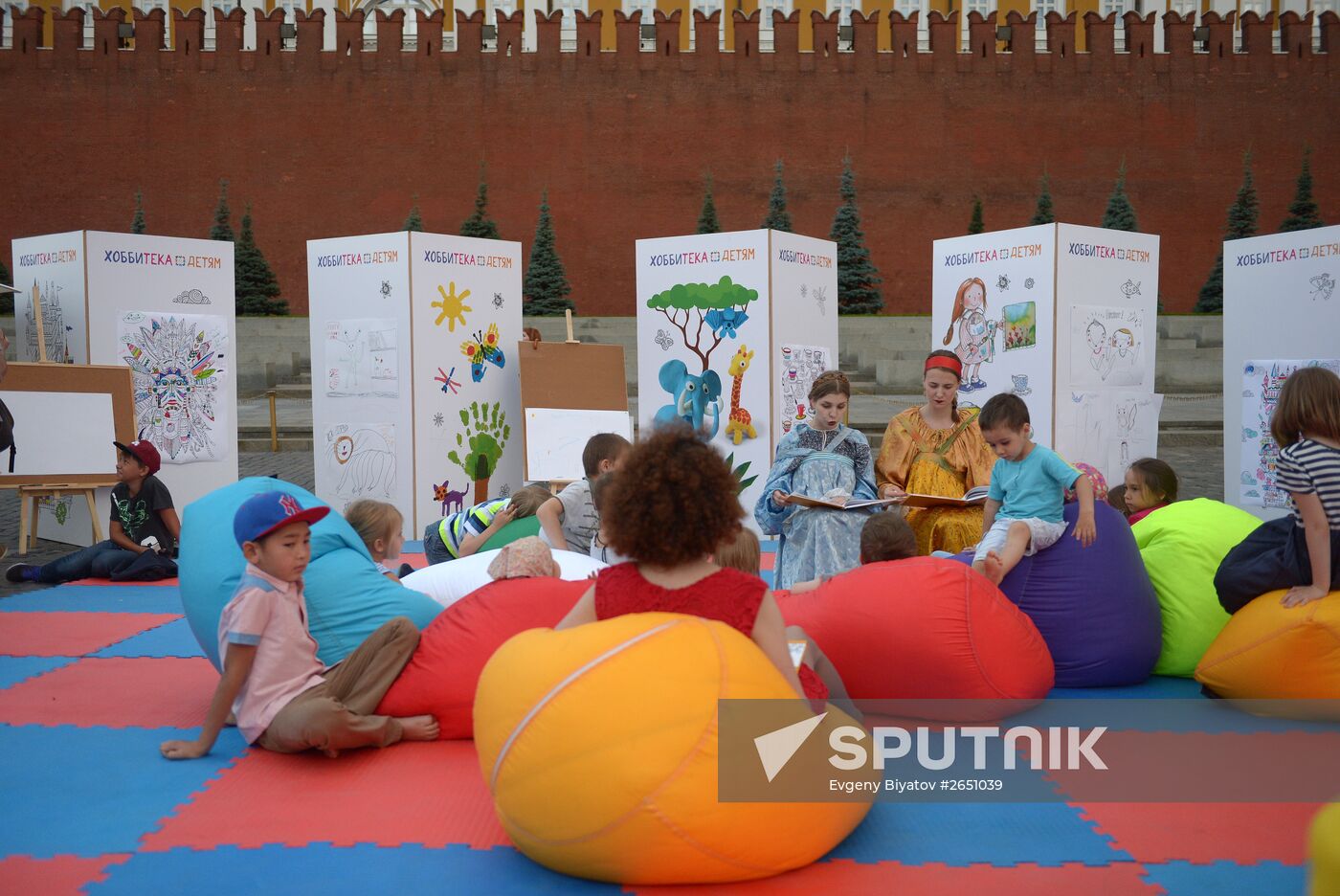 Books of Russia Festival on Moscow's Red Square. Day One