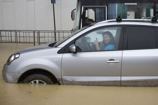 Sochi hit by flooding