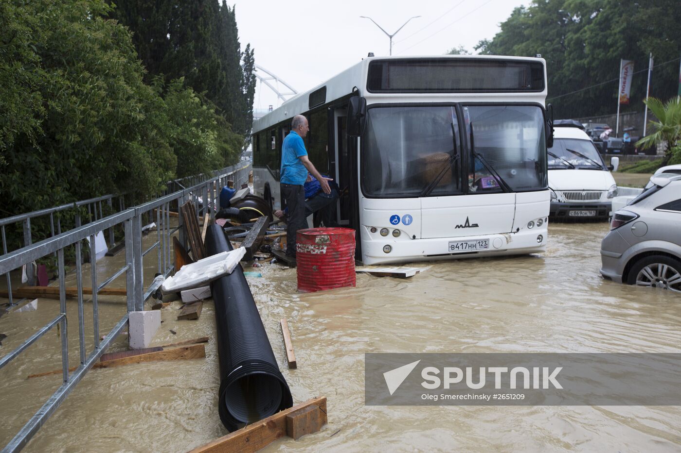 Sochi hit by flooding