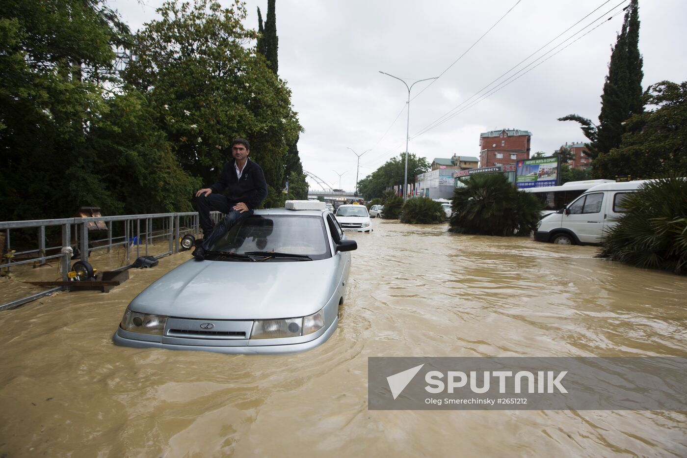 Sochi hit by flooding