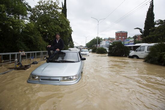 Sochi hit by flooding