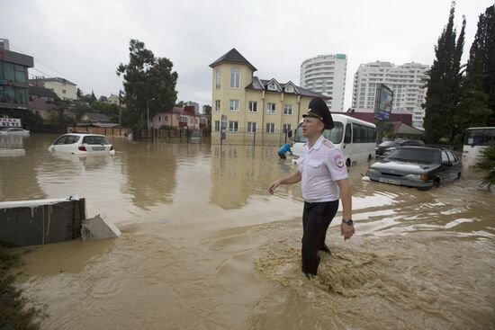 Sochi hit by flooding