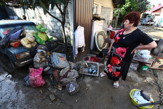 Flood recovery in Sochi following heavy shower
