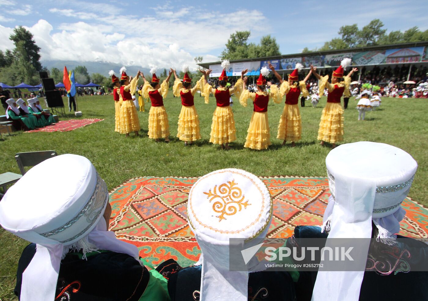 Kyrgyz Syrdagy folk festival in Kyrgyzstan