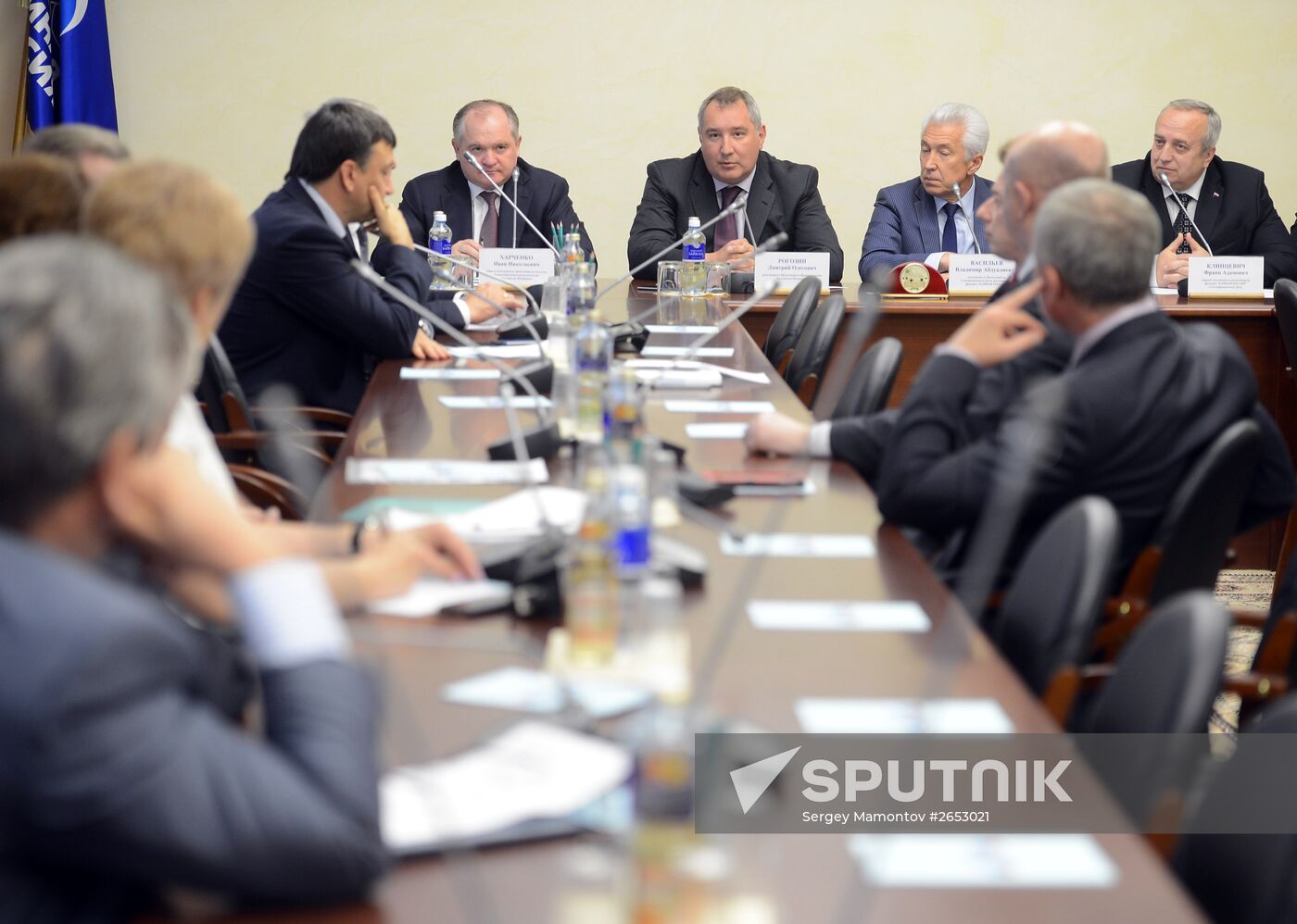 Deputy Prime Minister D.Rogozin meets with members of United Russia faction in State Duma