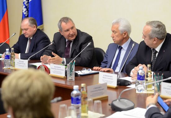Deputy Prime Minister D.Rogozin meets with members of United Russia faction in State Duma