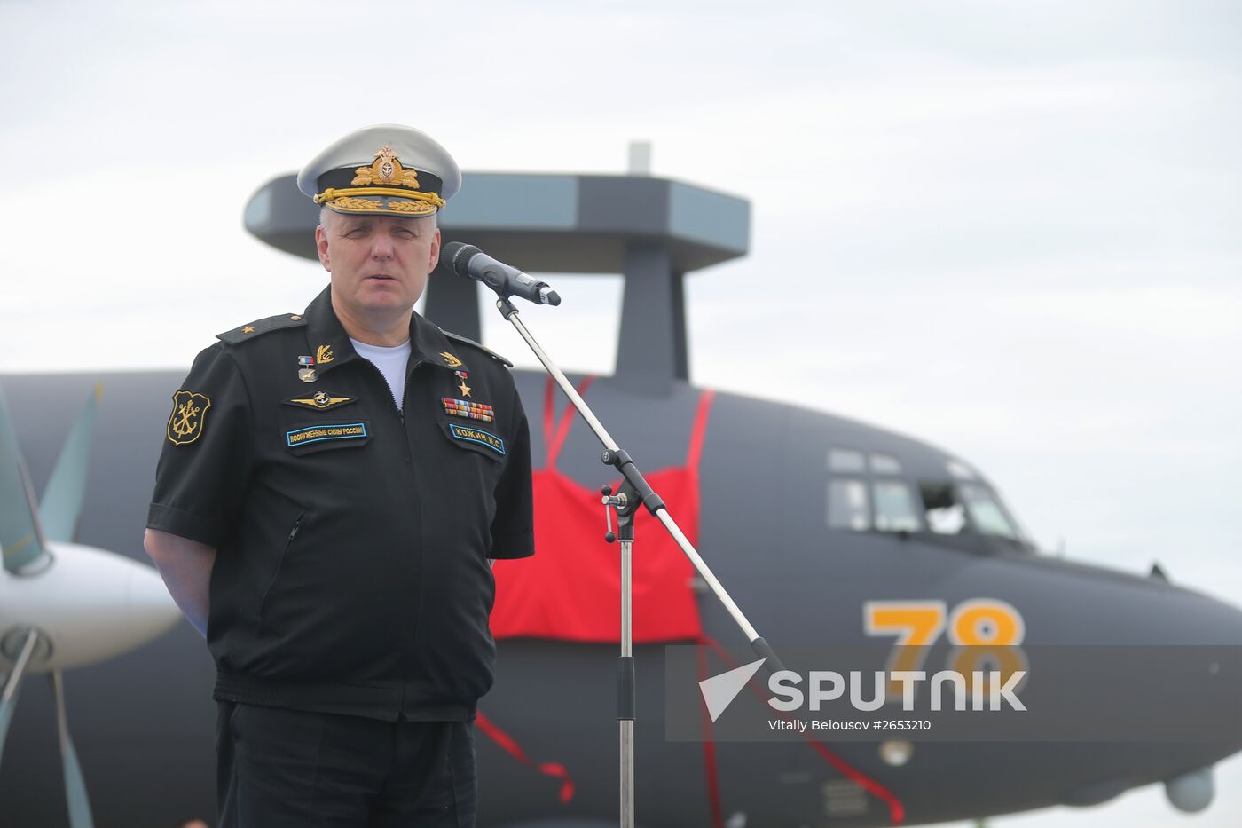 Naming an Ilyushin Il-38N May / Dolphin maritime patrol and anti-submarine warfare aircraft after Fyodor Zolotukhin