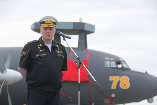 Naming an Ilyushin Il-38N May / Dolphin maritime patrol and anti-submarine warfare aircraft after Fyodor Zolotukhin