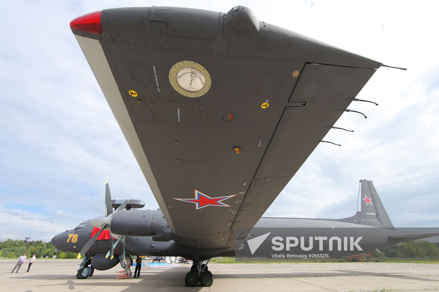 Naming an Ilyushin Il-38N May / Dolphin maritime patrol and anti-submarine warfare aircraft after Fyodor Zolotukhin