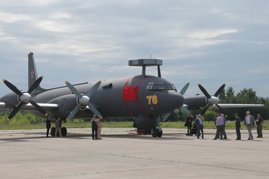 Naming an Ilyushin Il-38N May / Dolphin maritime patrol and anti-submarine warfare aircraft after Fyodor Zolotukhin