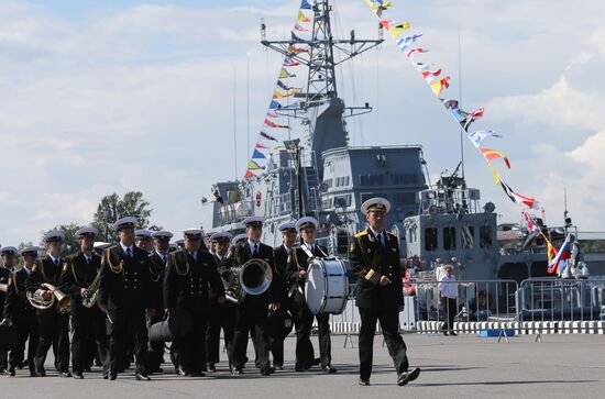 International Maritime Defense Show in St. Petersburg