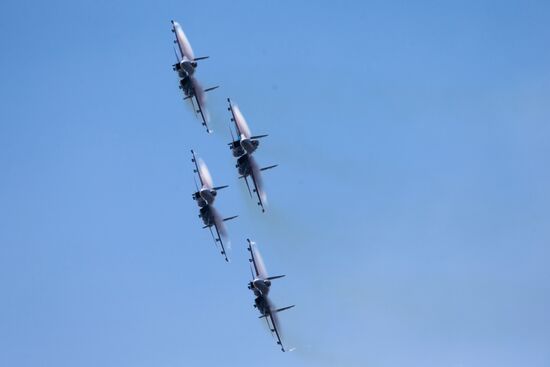 Opening of 2015 International Maritime Defense Show