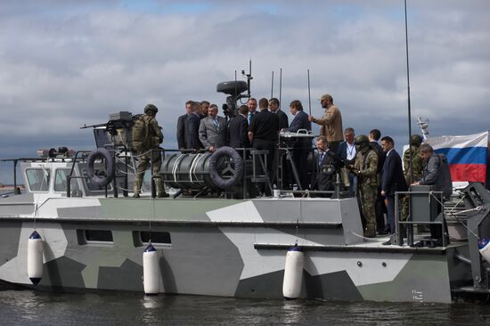 Opening of 2015 International Maritime Defense Show