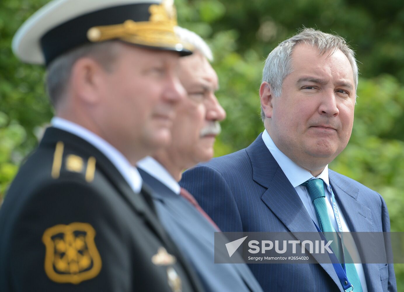 Vice-Prime Minister Dmitry Rogozin attends 2015 International Maritime Defense Show opening ceremony