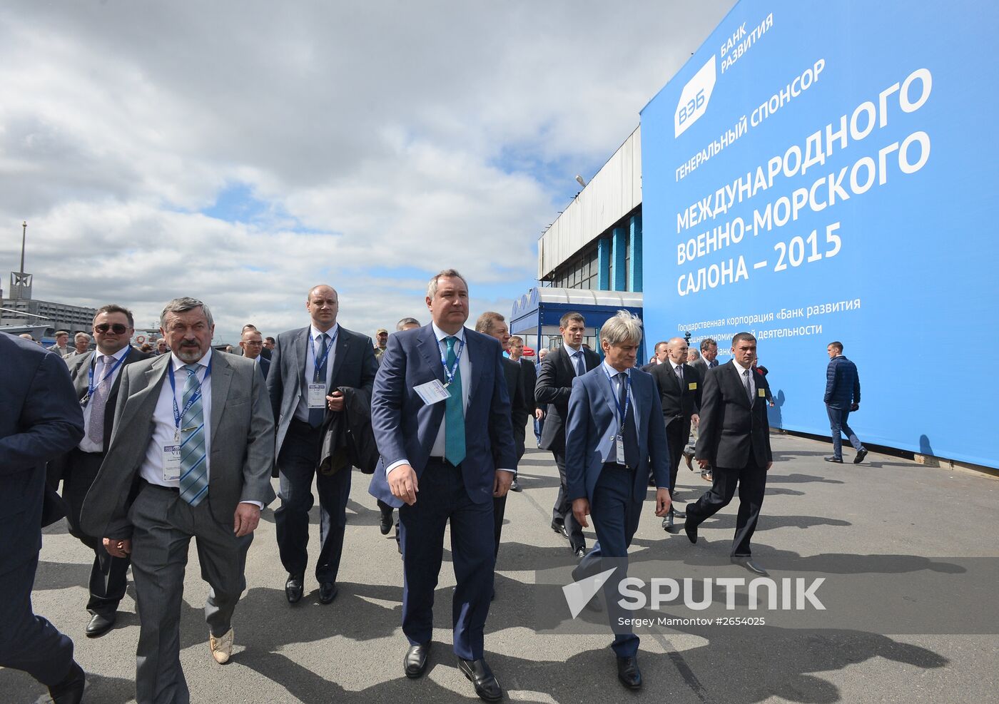 Vice-Prime Minister Dmitry Rogozin attends 2015 International Maritime Defense Show opening ceremony