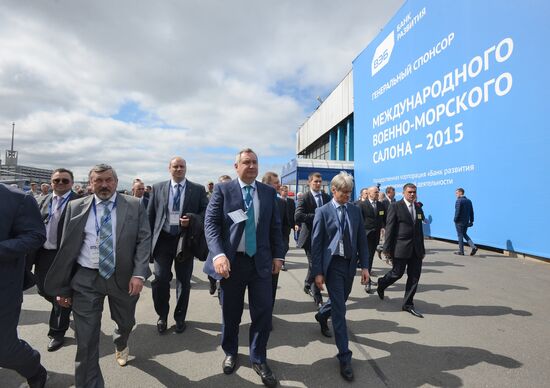 Vice-Prime Minister Dmitry Rogozin attends 2015 International Maritime Defense Show opening ceremony