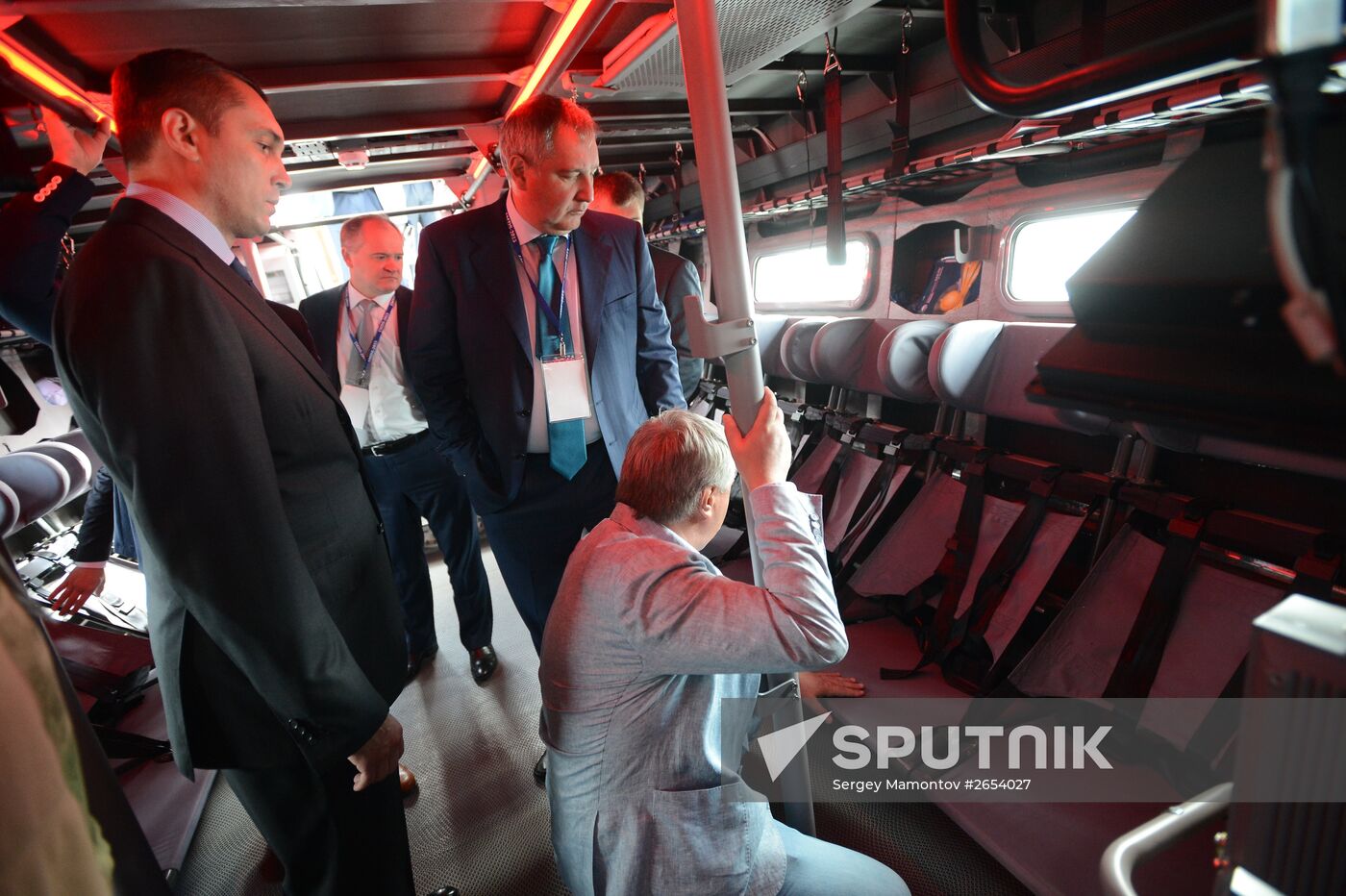 Vice-Prime Minister Dmitry Rogozin attends 2015 International Maritime Defense Show opening ceremony