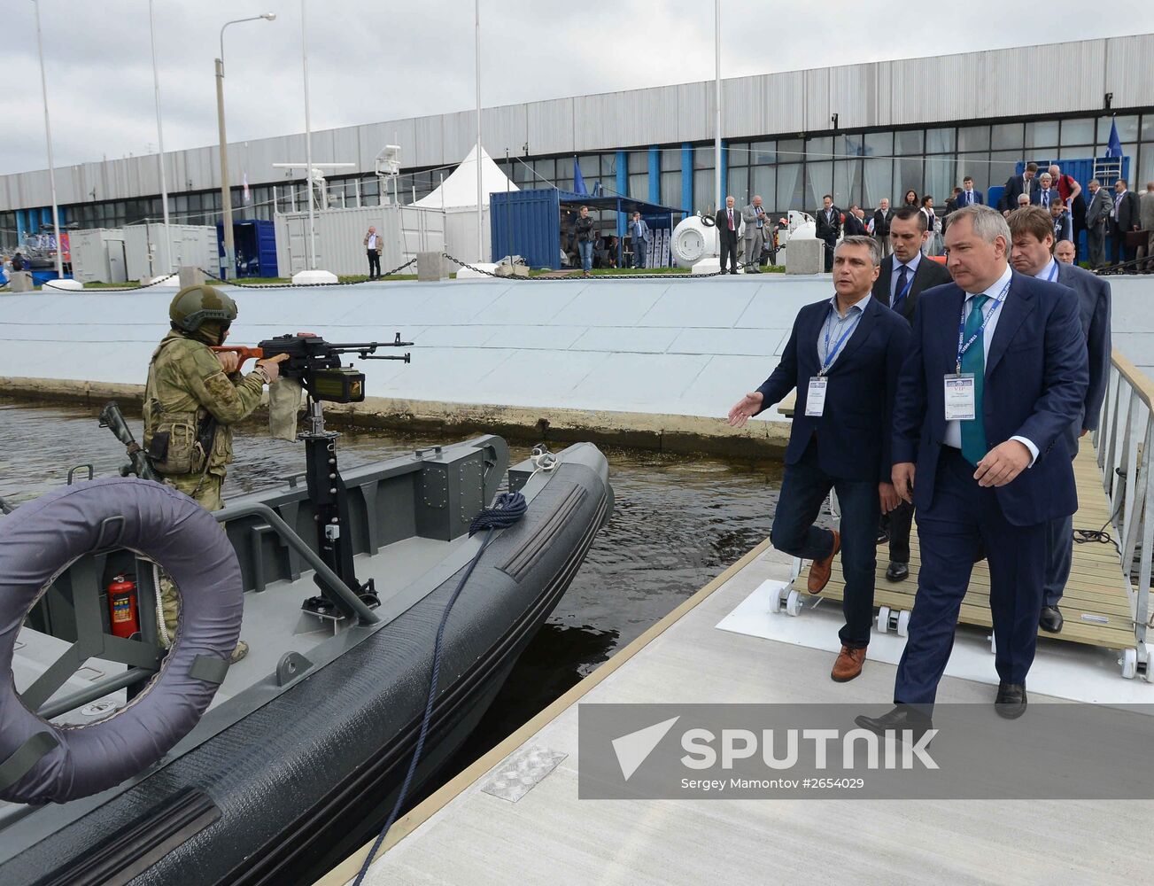 Vice-Prime Minister Dmitry Rogozin attends 2015 International Maritime Defense Show opening ceremony