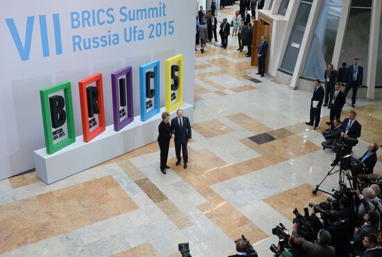 Welcome ceremony by President of the Russian Federation Vladimir Putin for the BRICS leaders