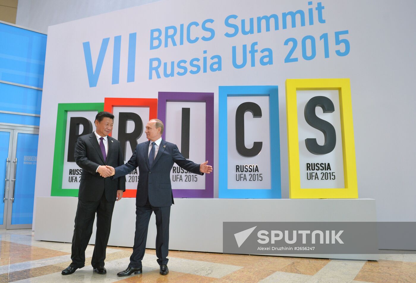 Welcome ceremony by President of the Russian Federation Vladimir Putin for the BRICS leaders