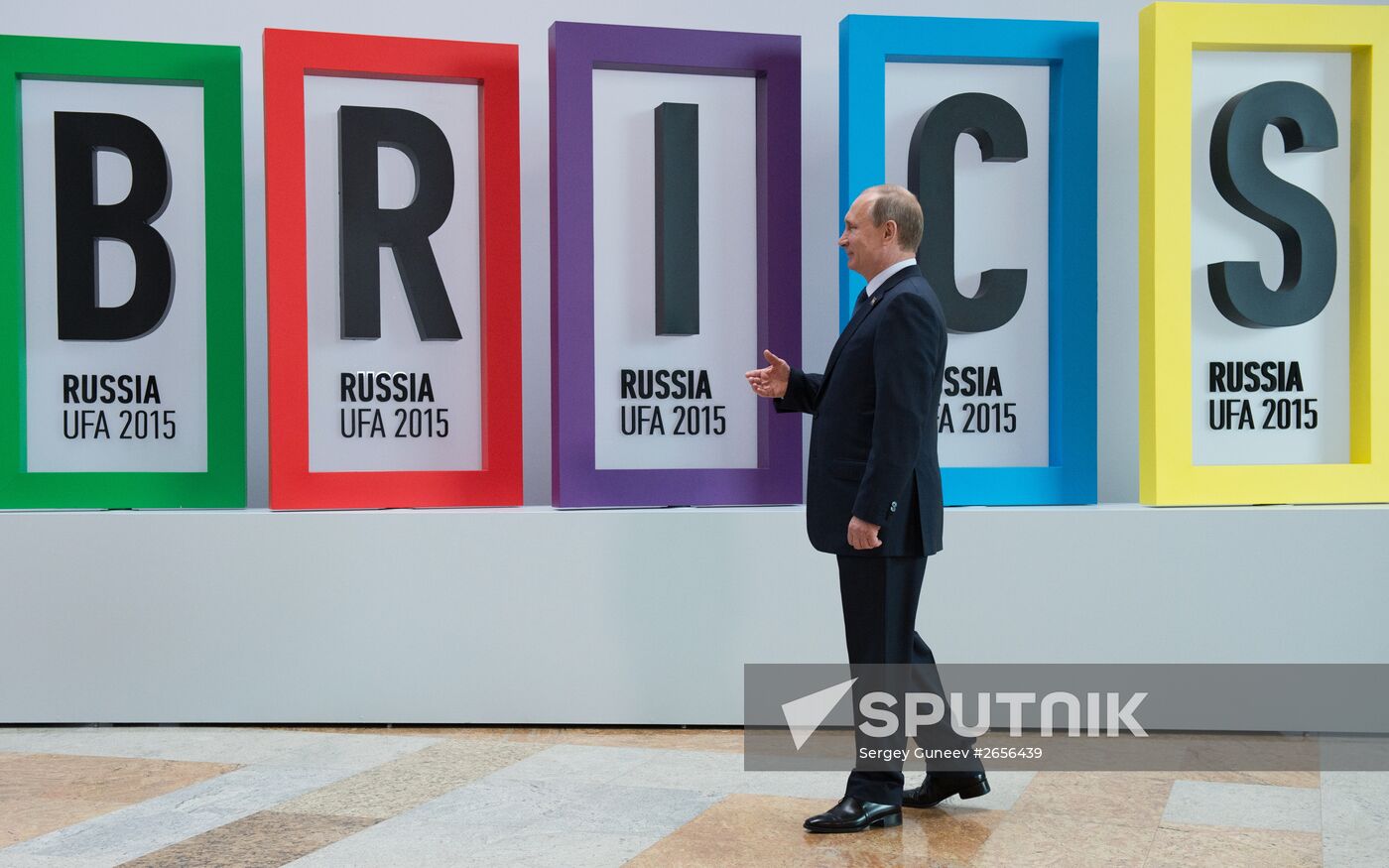 Welcome ceremony by President of the Russian Federation Vladimir Putin for the BRICS leaders