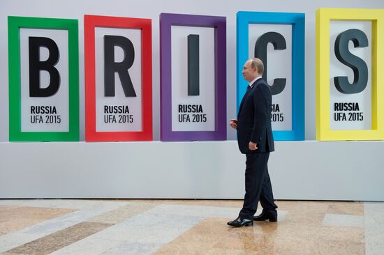 Welcome ceremony by President of the Russian Federation Vladimir Putin for the BRICS leaders