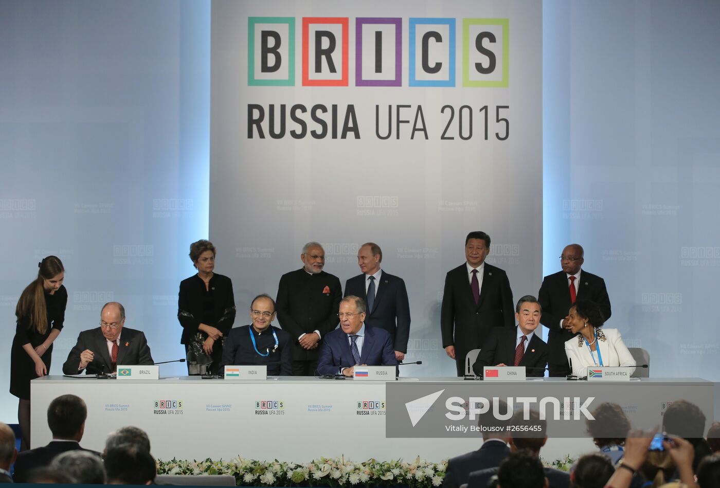 Signing of joint documents following the BRICS leaders meeting
