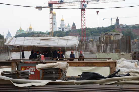 Archeological excavations in Zaryadye Park