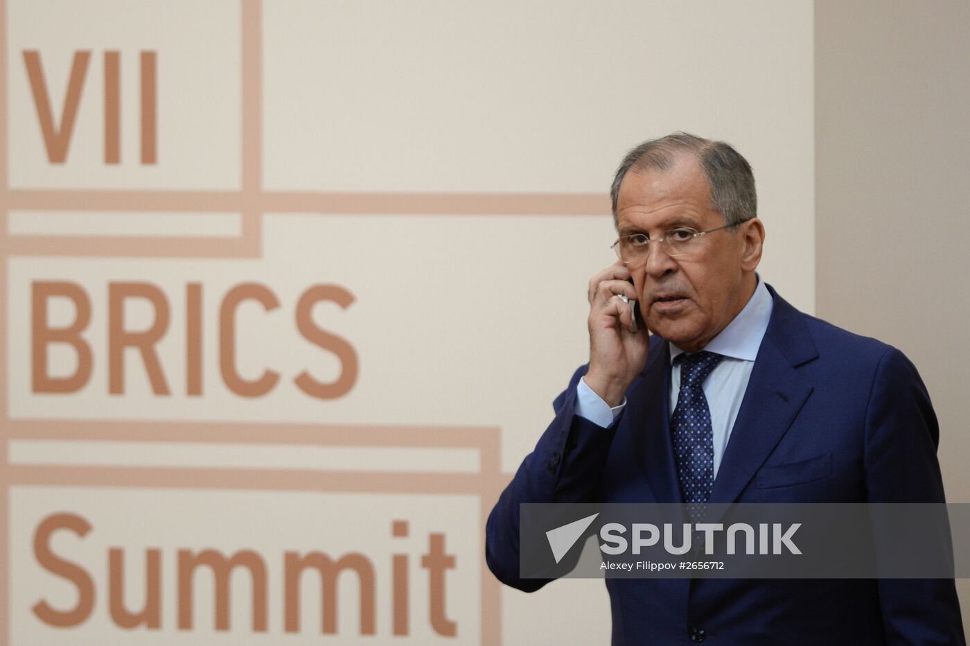 BRICS leaders meet with the leaders of the invited states