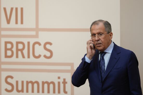 BRICS leaders meet with the leaders of the invited states