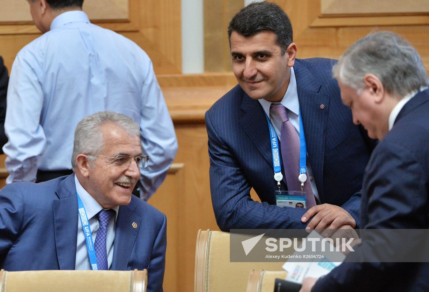 BRICS leaders meet with the leaders of the invited states