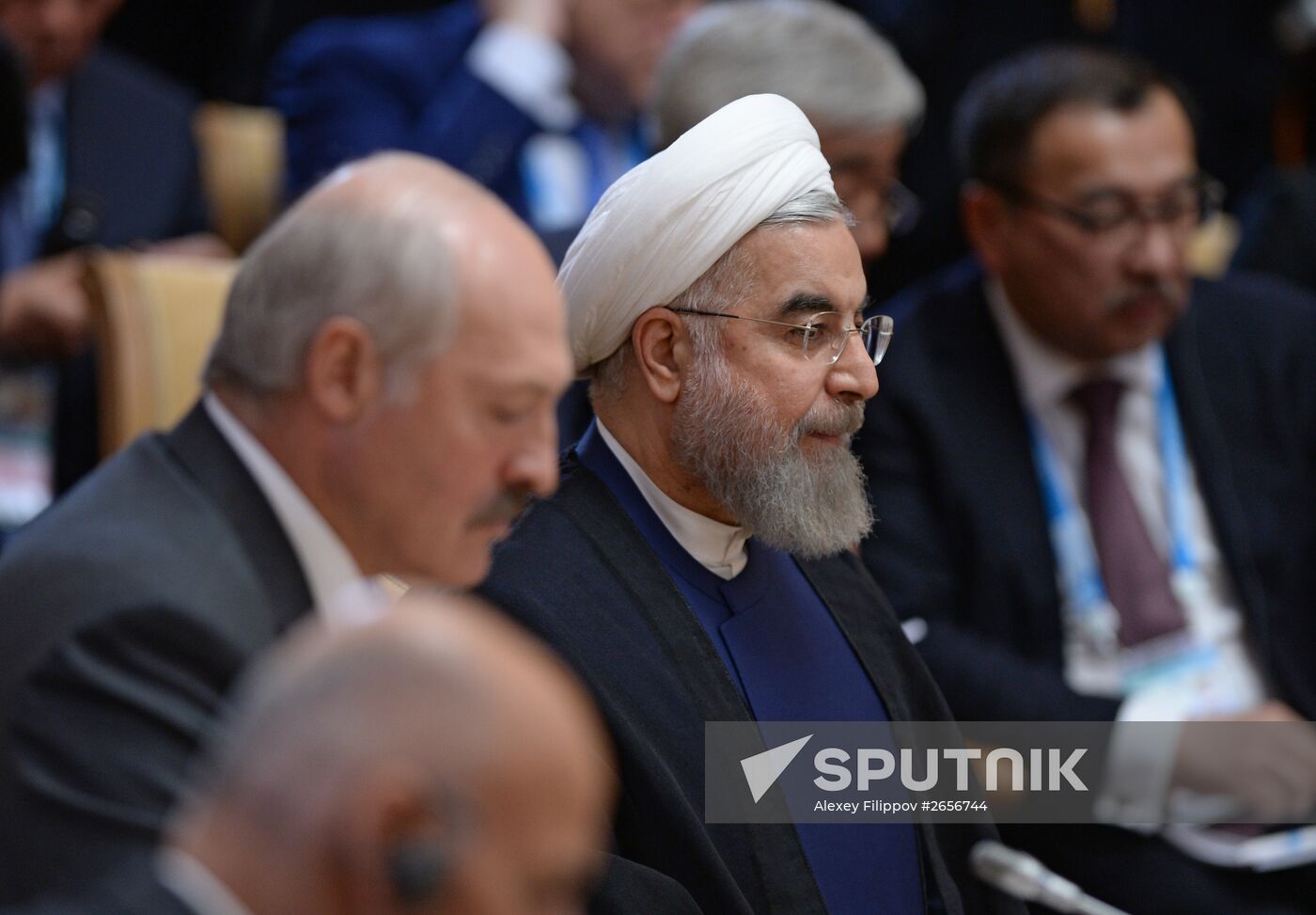 BRICS leaders meet with the leaders of the invited states