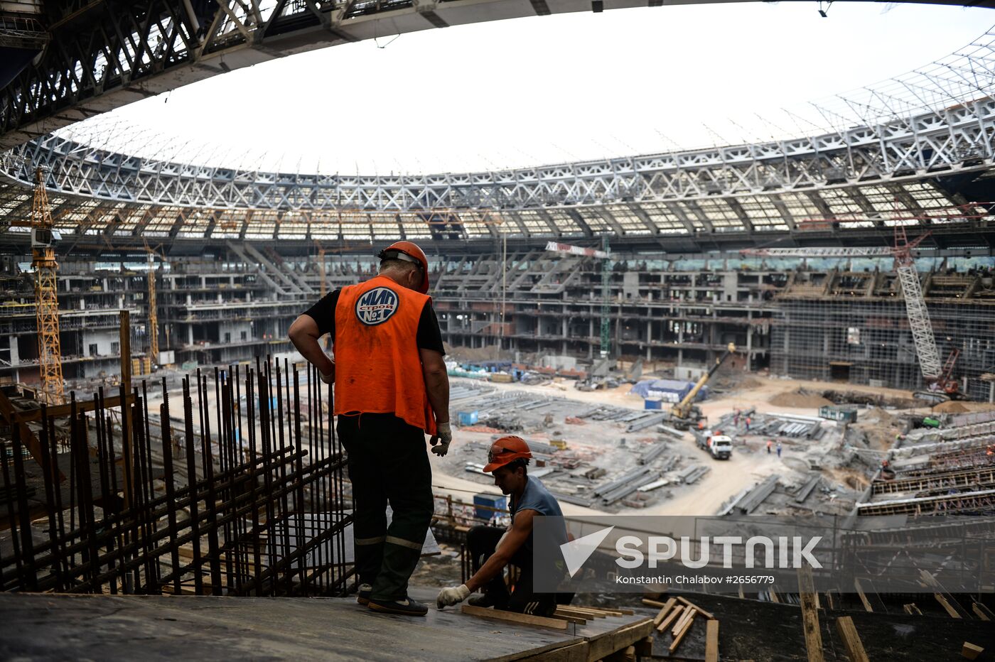 Luzhniki Arena construction