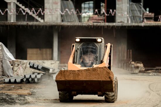Luzhniki Arena construction