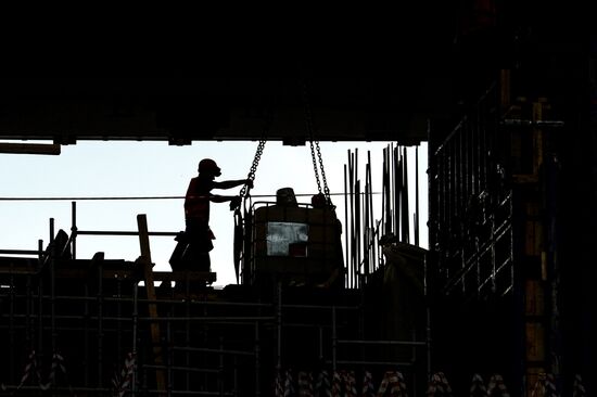 Luzhniki Arena construction