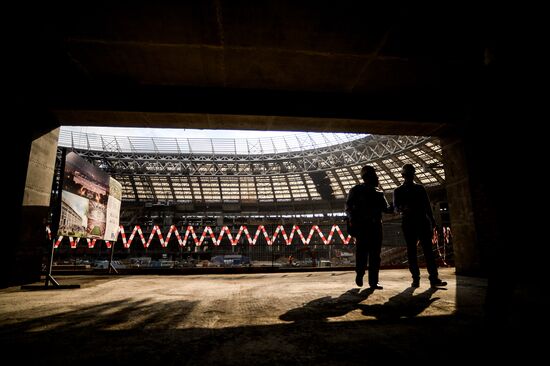 Luzhniki Arena construction