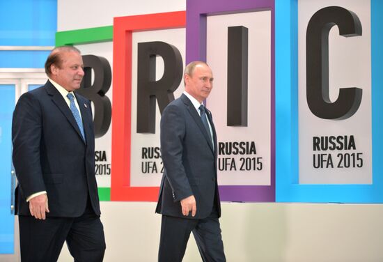 Welcome ceremony by President of the Russian Federation Vladimir Putin for the leaders of the invited states