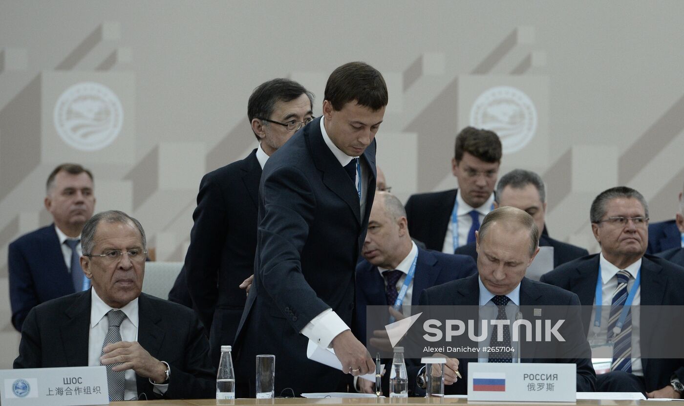 Signing of joint documents following the SCO Heads of State Council Meeting