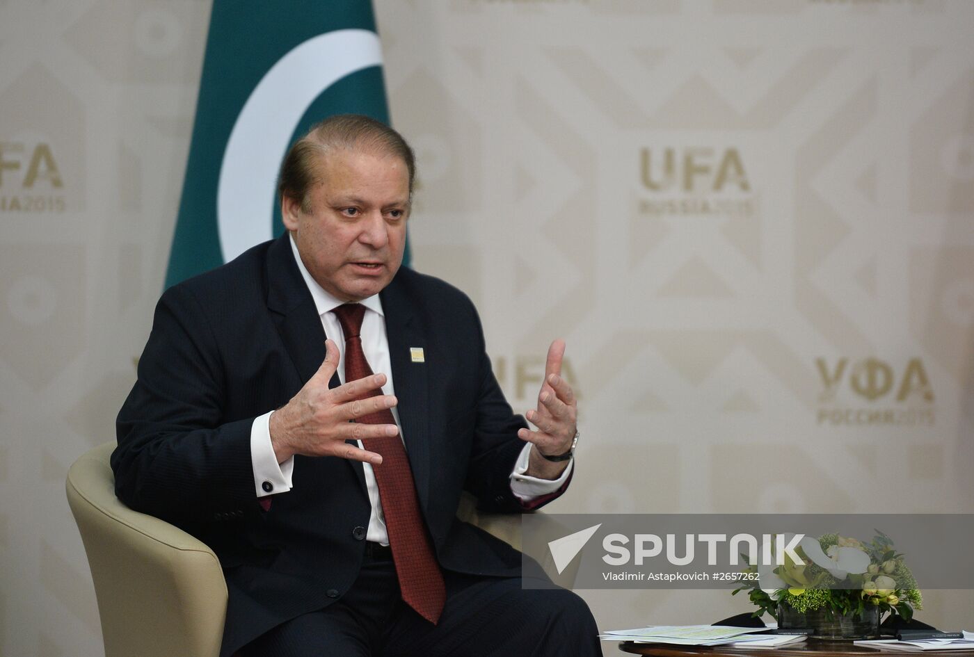 President of the Russian Federation Vladimir Putin meets with Nawaz Sharif, Prime Minister of the Islamic Republic of Pakistan