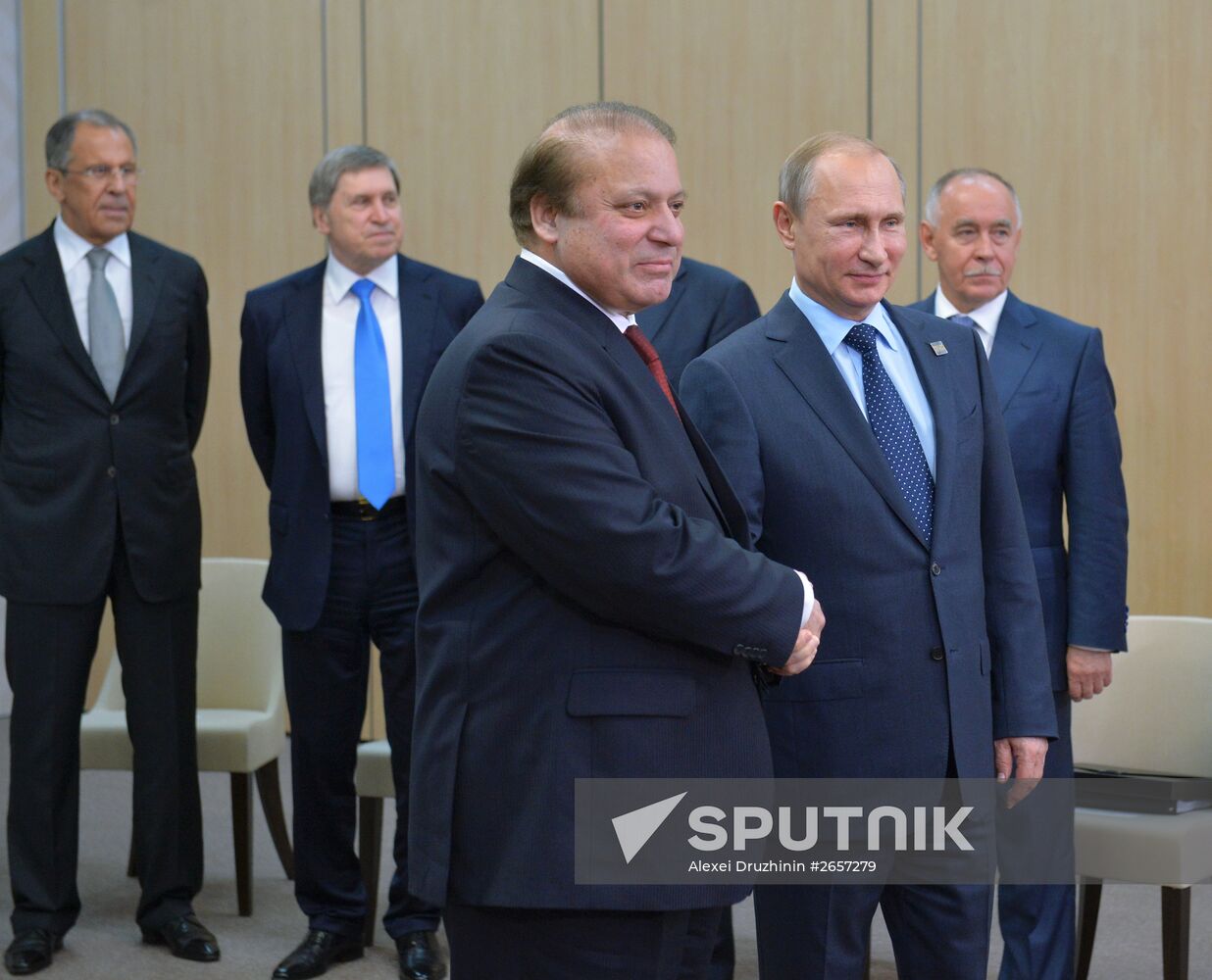 President of the Russian Federation Vladimir Putin meets with Nawaz Sharif, Prime Minister of the Islamic Republic of Pakistan